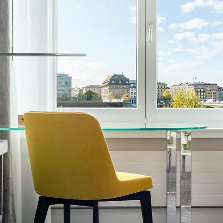 Mandarin Oriental,