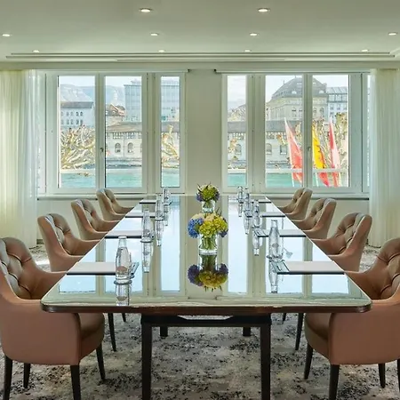Mandarin Oriental,
