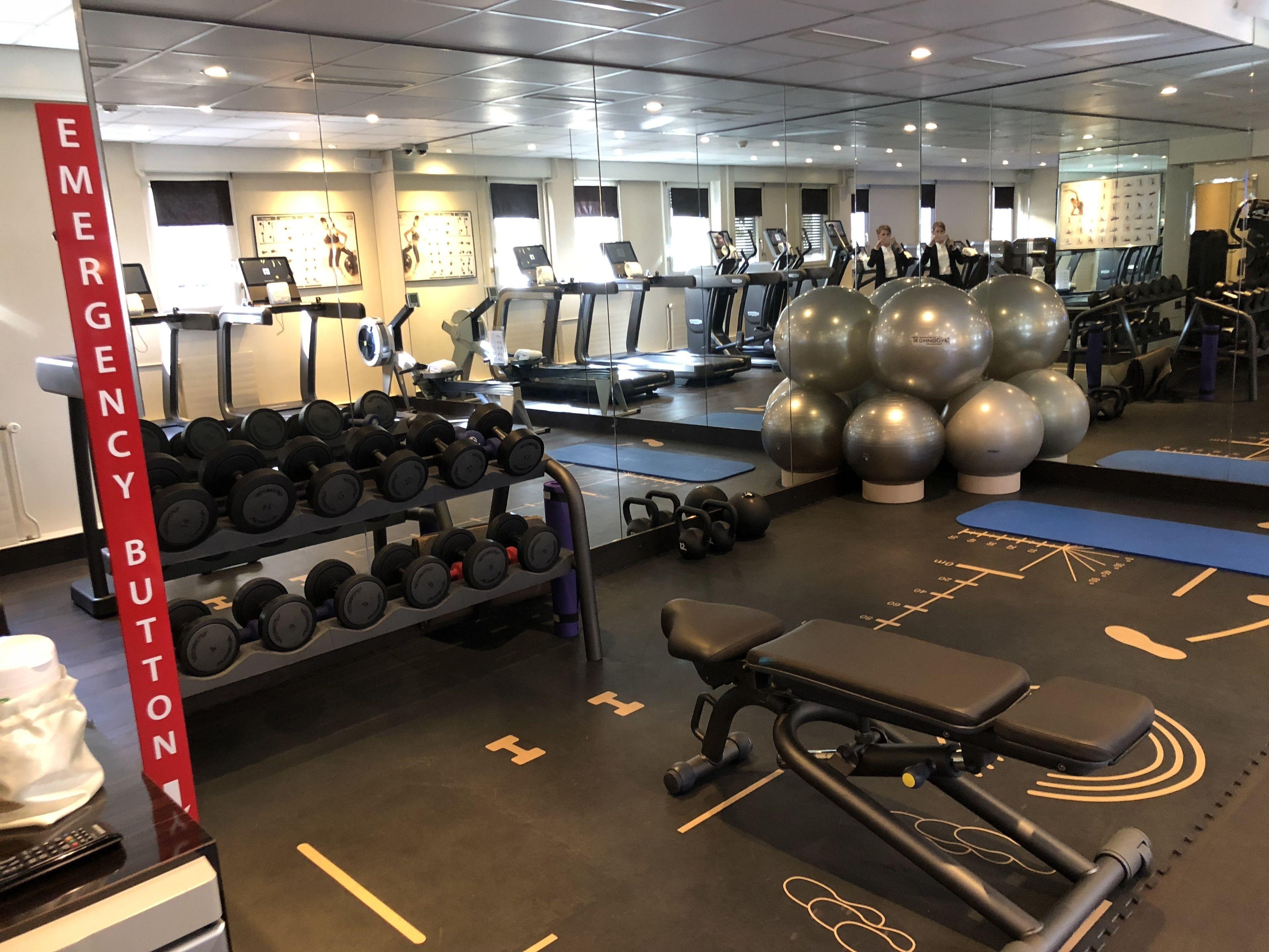 Mandarin Oriental, Hotel